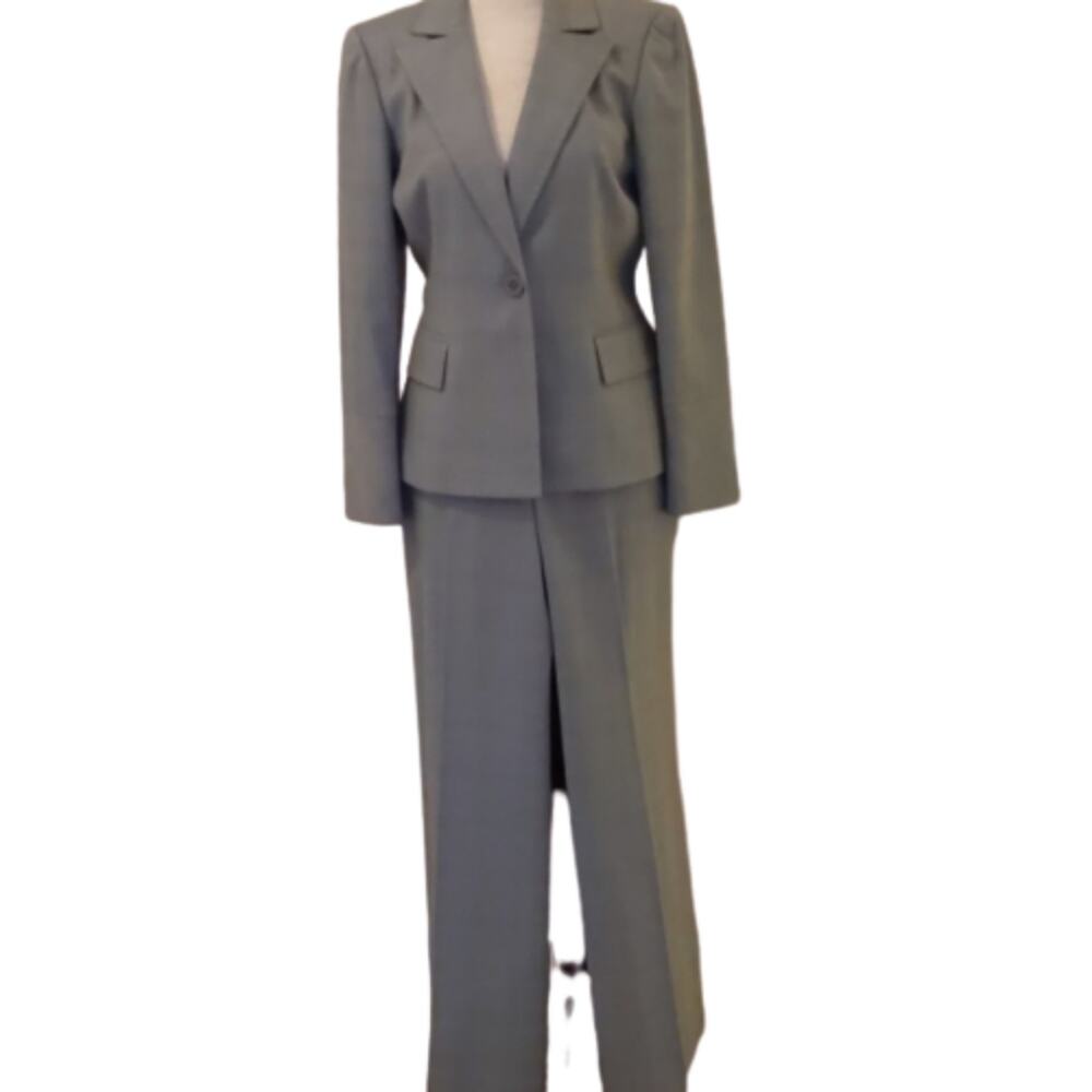 Liz Claiborne Plaid Pants Suit Size 4 Petite